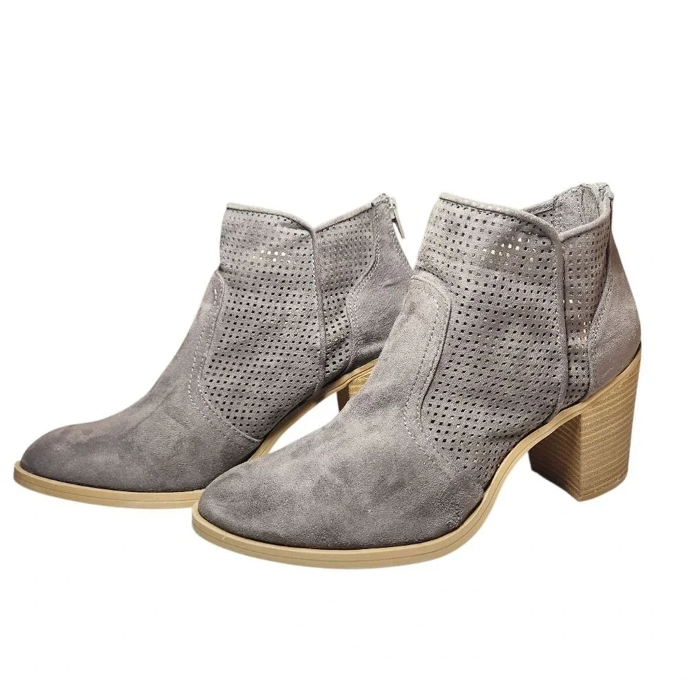 DV Dolce Vita Jiffy Ankle Boots Suede Gray Chunky Block Heel Grunge Indie Boho 8
